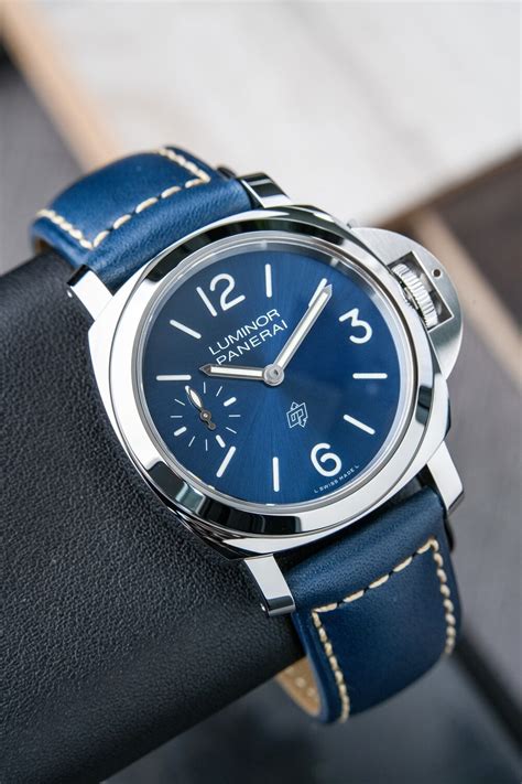 panerai blue dial 2018|panerai luminor gmt blue dial.